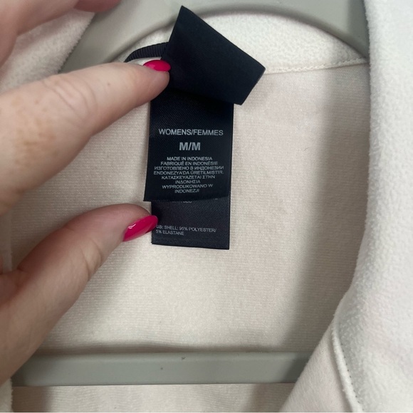 North Face Cream Rain Jacket Coat Zip up Sz Medium - Picture 3 of 8